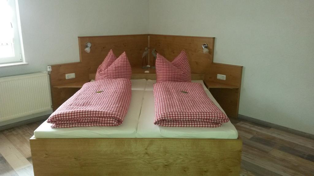 Gaestehaus Engelhard Pension Karbach  Ngoại thất bức ảnh