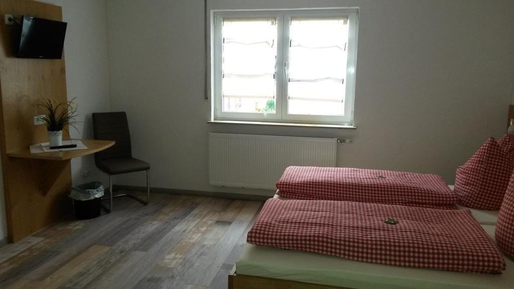 Gaestehaus Engelhard Pension Karbach  Ngoại thất bức ảnh